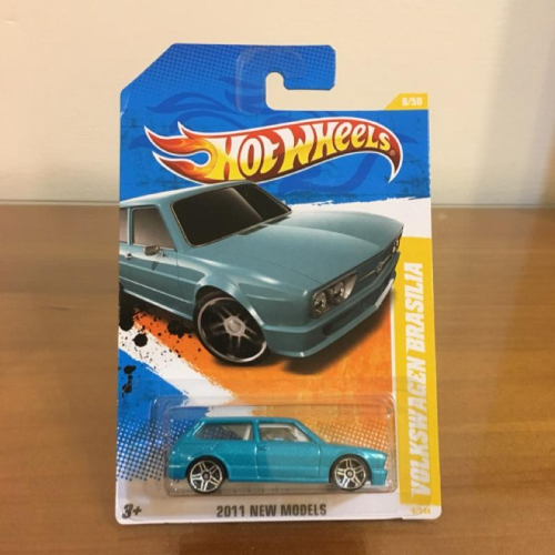 台灣現貨 1:64 風火輪 福斯 VOLKSWAGEN BRASILIA 合金 模型車 玩具 小汽車 兒童 禮物 收藏