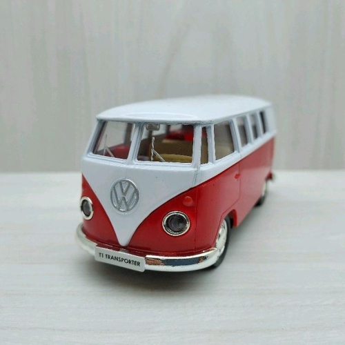 台灣現貨 全新盒裝~1:36~福斯廂型車 Bus T1 紅白色塗裝 合金 模型車 迴力車 玩具 兒童 禮物 收藏 交通
