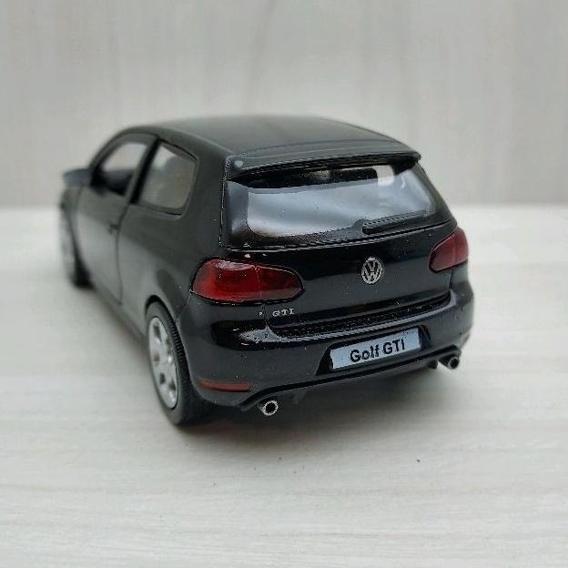 台灣現貨 全新盒裝1:36~福斯 VOLKSWAGEN GOLF GTI 黑色 合金 模型車 玩具 迴力 兒童 生日-細節圖4