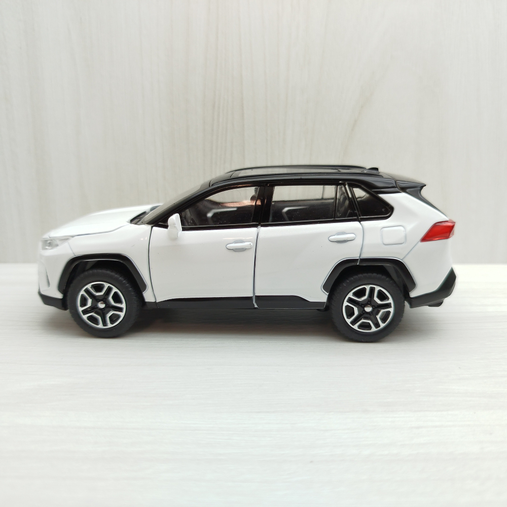 台灣現貨 全新盒裝~1:32~豐田TOYOTA RAV4 黑頂白色 合金 模型車 聲光車-細節圖2