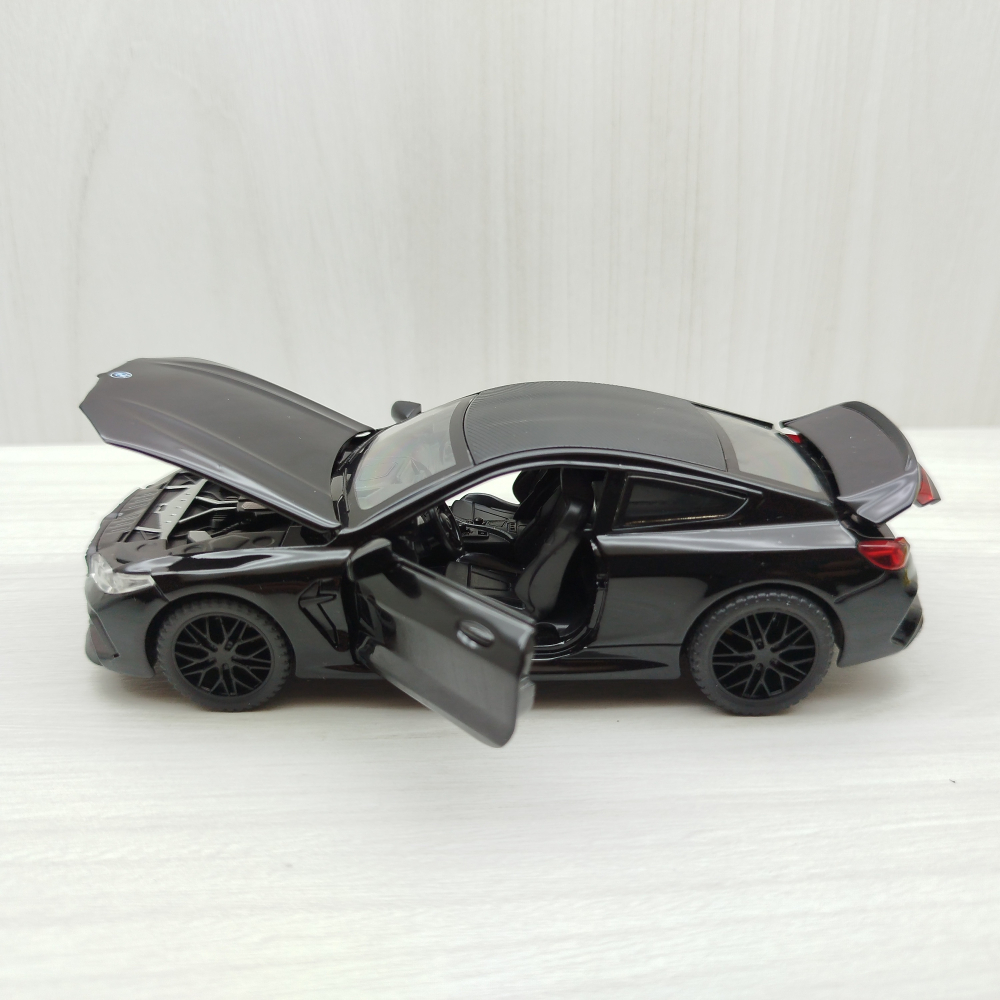 全新盒裝現貨~1:32~寶馬 BMW M8 黑色 合金 模型車 聲光車 迴力車 交通模型-細節圖3