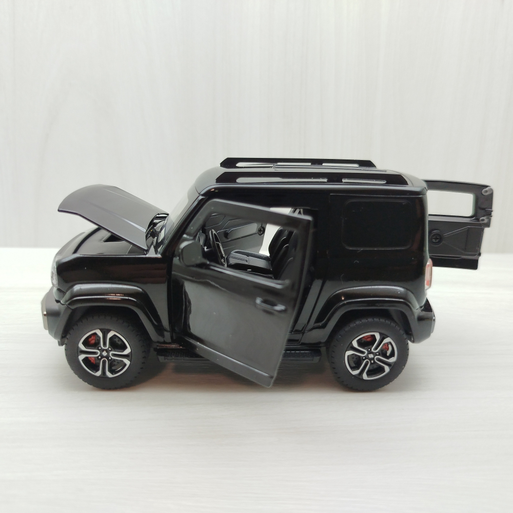 全新盒裝現貨~1:32~寶駿悅也 黑色 合金 模型車 聲光車 玩具 收藏 交通比例模型-細節圖3