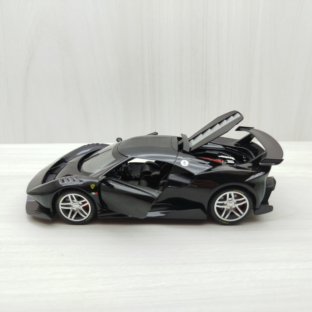 全新盒裝現貨~1:32 ~法拉利 Ferrari P80 黑色 合金 模型 聲光車 玩具 收藏-細節圖3