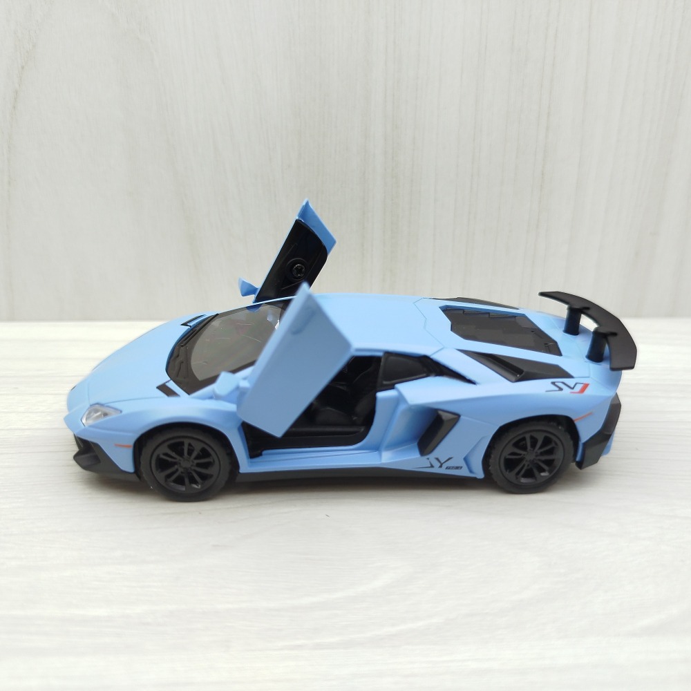 全新盒裝現貨~1:36~藍寶堅尼 LP750-4 消光藍色 合金 模型車 (聲光車) 玩具 收藏 交通模型-細節圖3
