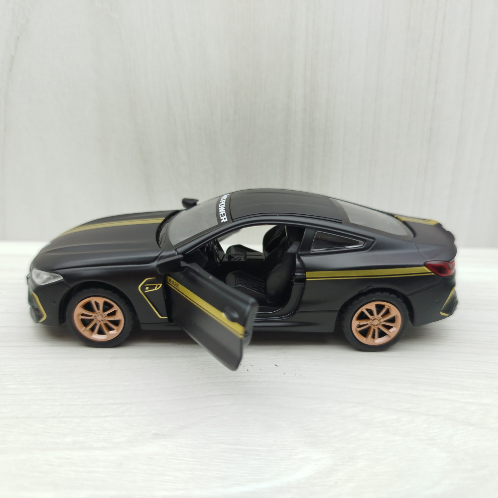 全新盒裝現貨~1:36~寶馬 BMW M8 消光黑色 合金 模型車 (聲光車) 玩具 兒童 禮物 收藏 交通-細節圖3