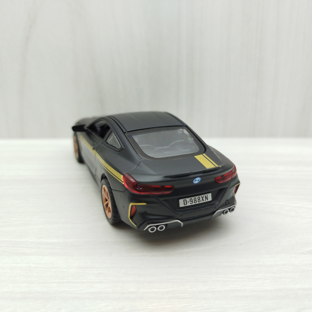 全新盒裝現貨~1:36~寶馬 BMW M8 消光黑色 合金 模型車 (聲光車) 玩具 兒童 禮物 收藏 交通-細節圖4