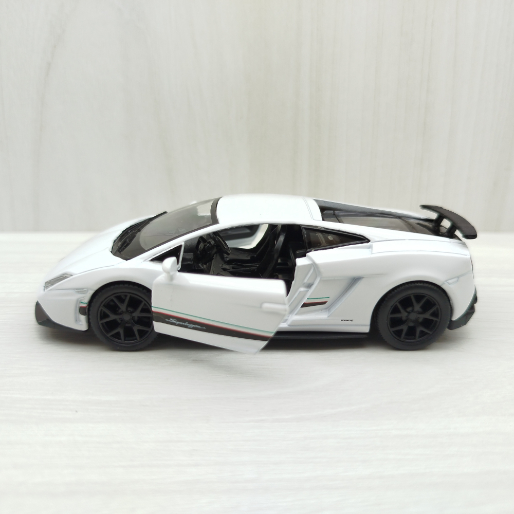 全新盒裝現貨~1:36~藍寶堅尼   Gallardo 蓋拉多 LP570-4 白色 合金 迴力車-細節圖3