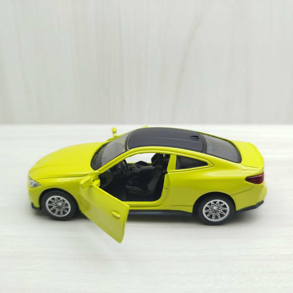 全新盒裝現貨~1:42~寶馬 BMW M4 螢光黃色 合金 模型車 玩具 迴力-細節圖3