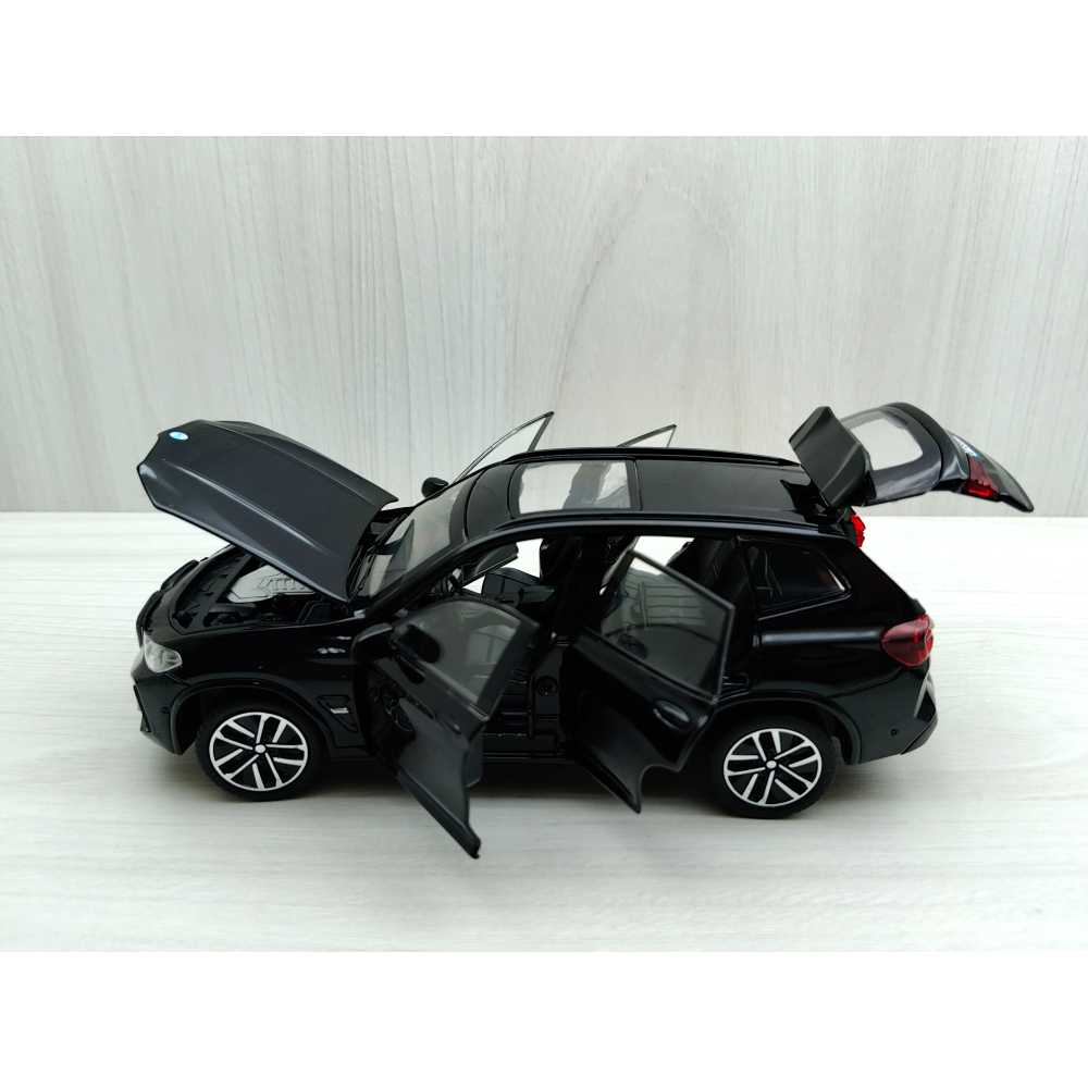 全新盒裝現貨~1:32~寶馬 BMW X3M 前輪可轉向 黑色 合金 模型車 聲光車 玩具 收藏 交通-細節圖3