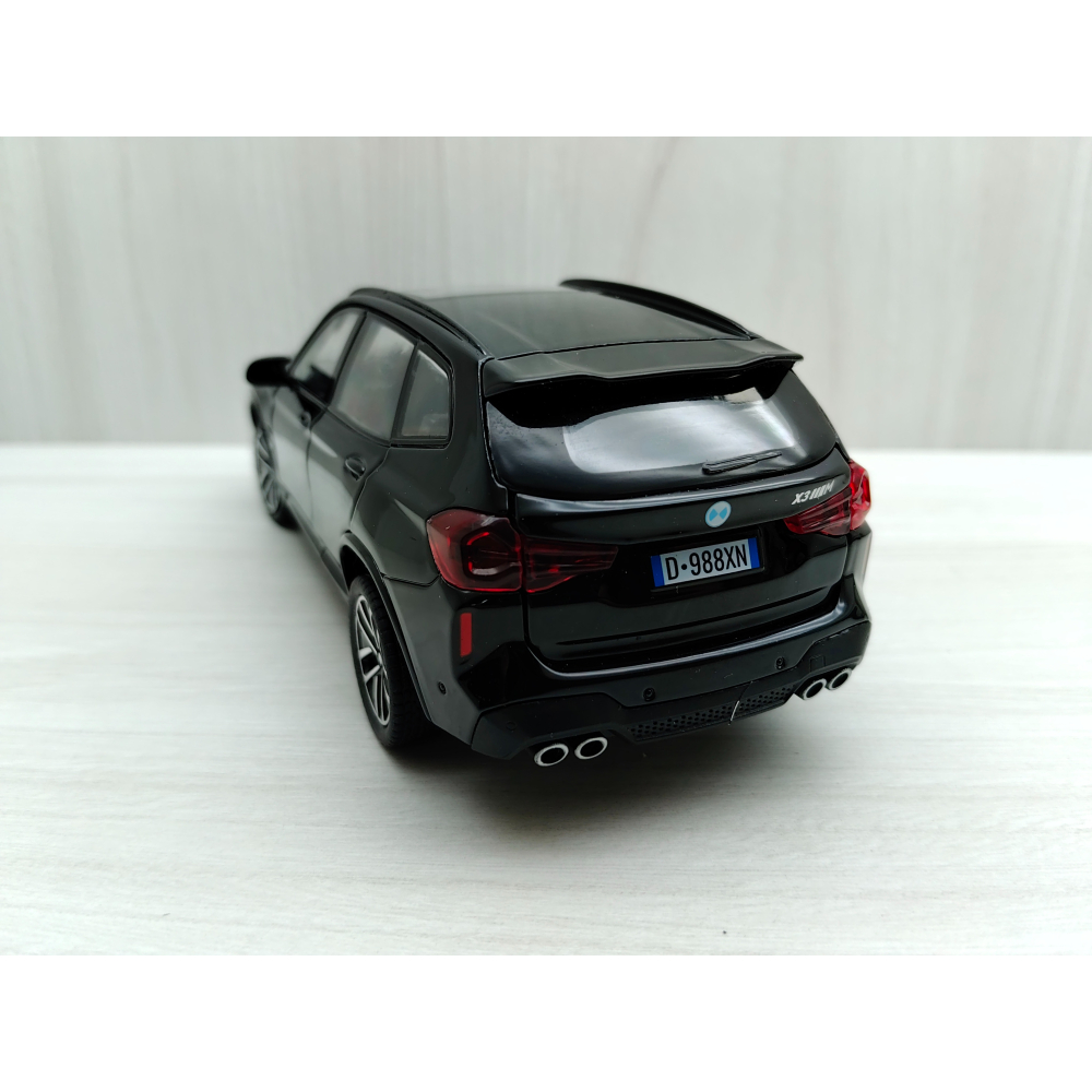 全新盒裝現貨~1:32~寶馬 BMW X3M 前輪可轉向 黑色 合金 模型車 聲光車 玩具 收藏 交通-細節圖4