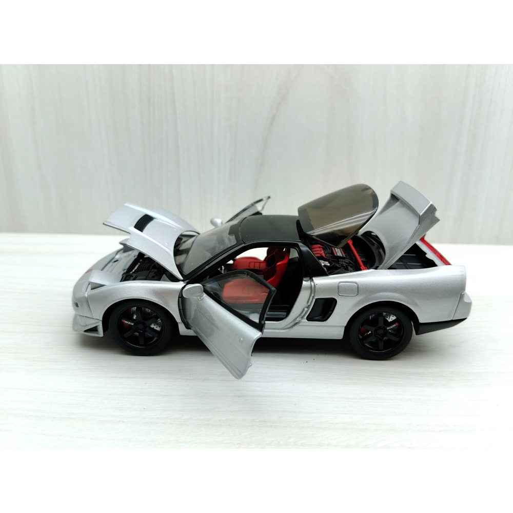 全新盒裝現貨~1:32~本田 NSX 初代跑車 銀色 前輪轉向 車燈恆亮開關 合金 模型車 聲光車-細節圖4