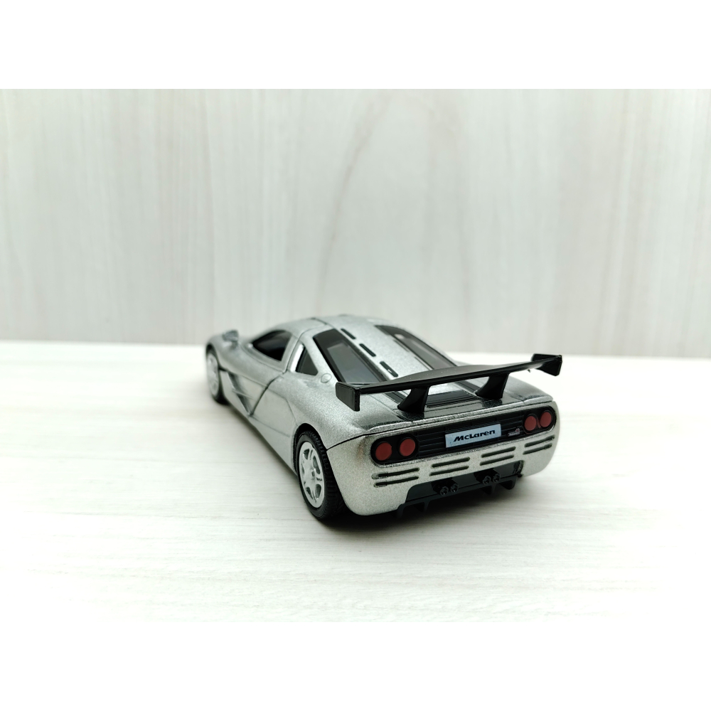 全新盒裝現貨~1:36~麥拉倫 McLaren F1 銀色 合金 模型車 玩具 迴力 收藏 交通-細節圖4