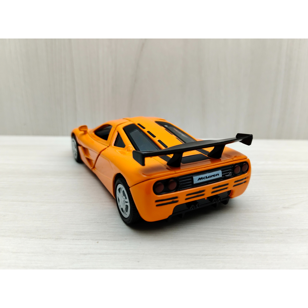 全新盒裝現貨~1:36~麥拉倫 McLaren F1 橙色 合金 模型車 玩具 迴力 收藏 交通-細節圖4