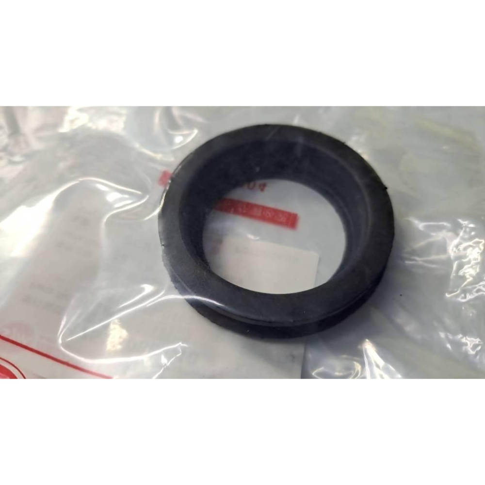 清倉~三陽原廠加油頸管墊圈17512-086-010 此為汽油孔周圍的橡膠圈 金旺100   娃娃WOWOW 100-細節圖2