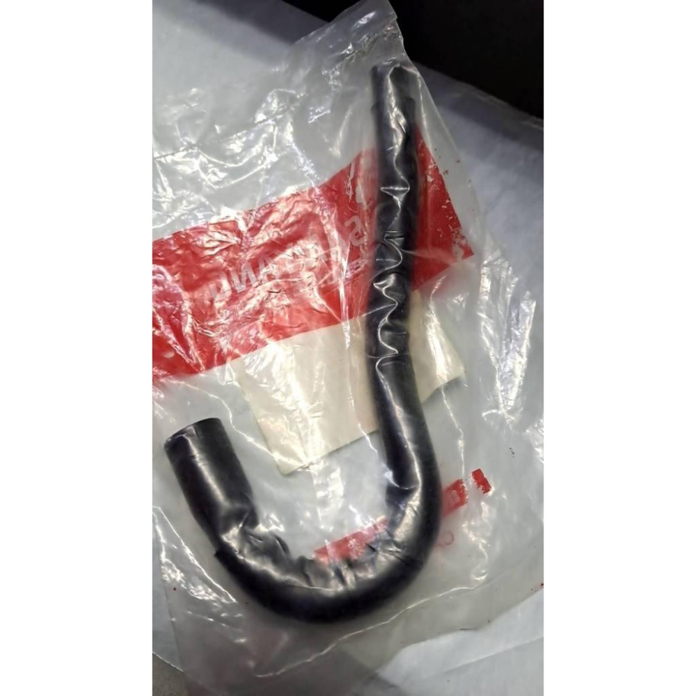 清倉~三陽原廠 活性碳罐接到空氣濾清器管A 18657-FFE-000 適用:JET POWER EVO-細節圖2