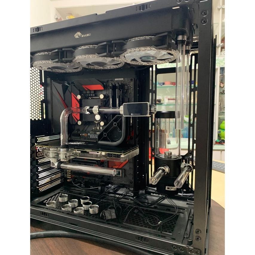 光華商場㊣【客製化電腦】客製化 LIAN-LI O11D EVO水冷主機改裝 訂做特殊主機改裝-細節圖5