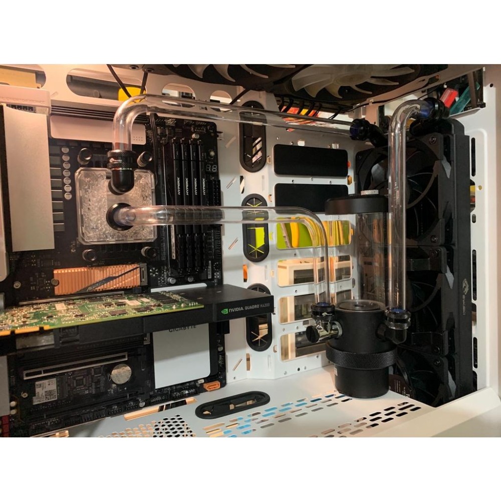 光華商場㊣【客製化電腦】客製化 GIGABYTE 技嘉 B550 VISION D 水冷主機改裝 訂做特殊主機改裝-細節圖4