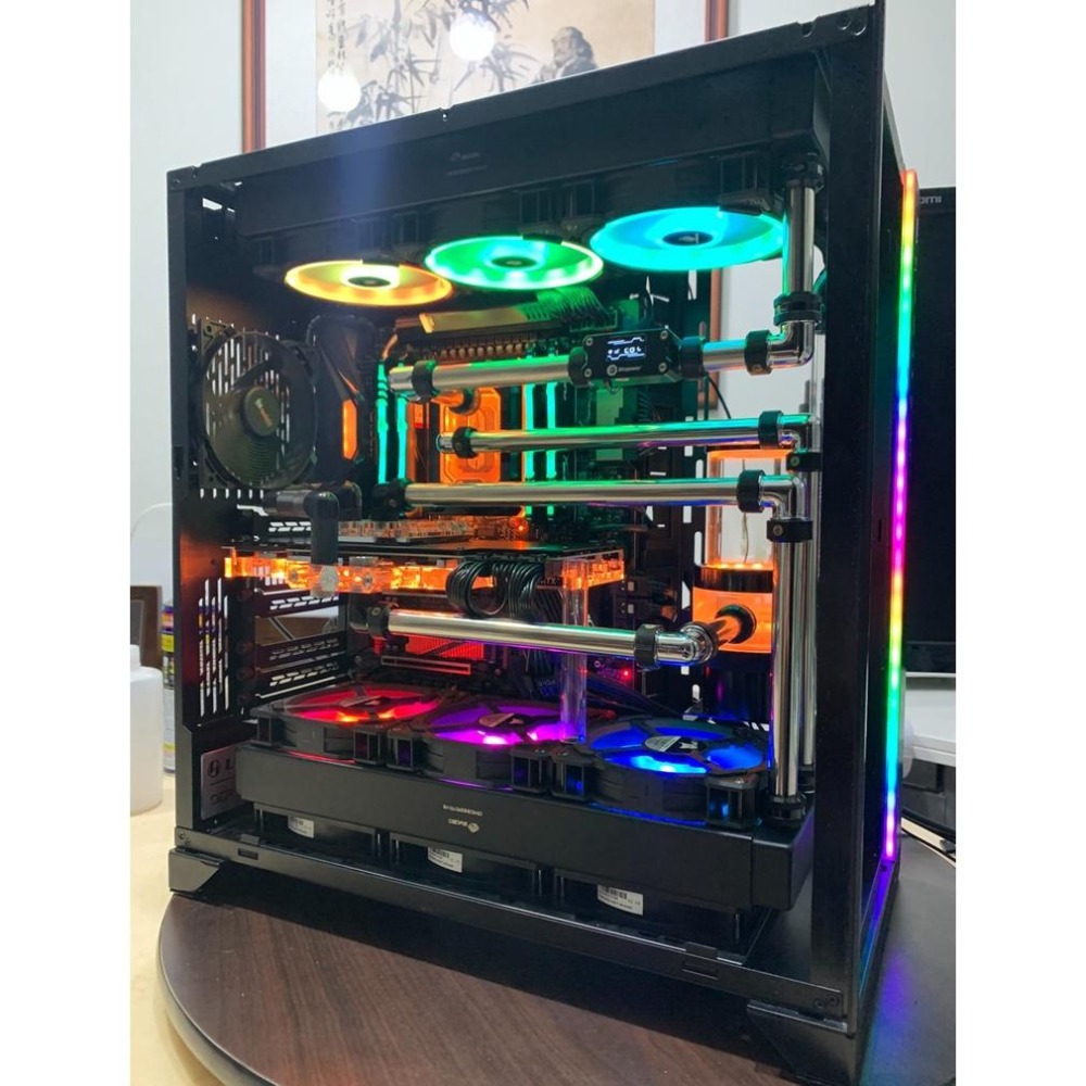 光華商場㊣【客製化電腦】客製化 LIAN-LI O11D XL AMD水冷主機改裝 訂做特殊主機改裝 不鏽鋼管配置-細節圖2