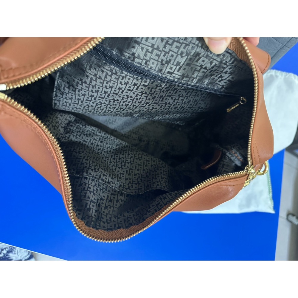 二手 9.9成新 LONGCHAMP Le Pliage Xtra 串珠飾繩結牛皮半月型單肩包(腰果棕) 加送內膽包-細節圖7