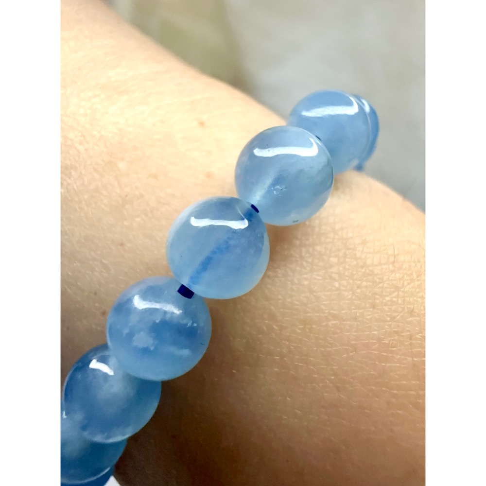 ✨【五行喜水】腕間一抹藍｜海藍寶💙  🌊勇敢者之石 × 溝通能量 × 財運流動🌊-細節圖4