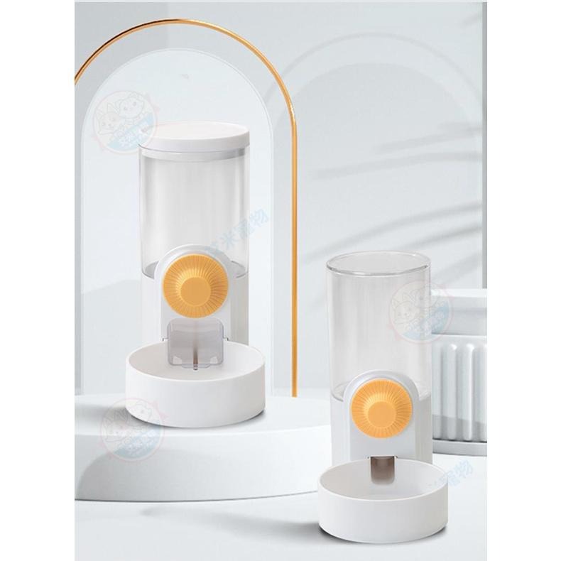 【艾米】撞色掛籠式飲水器&餵食器 掛籠飲水器 自動餵食器 自動飲水器 寵物水壺 寵物飲水 寵物飯盆 掛籠餵食器-細節圖9