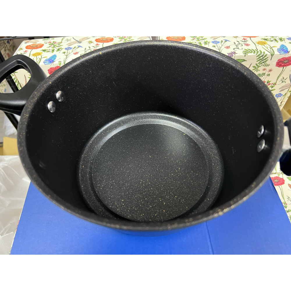 ［剁手手團購］半藏HANZO 淘金系列 麥飯石湯鍋24cm-細節圖2