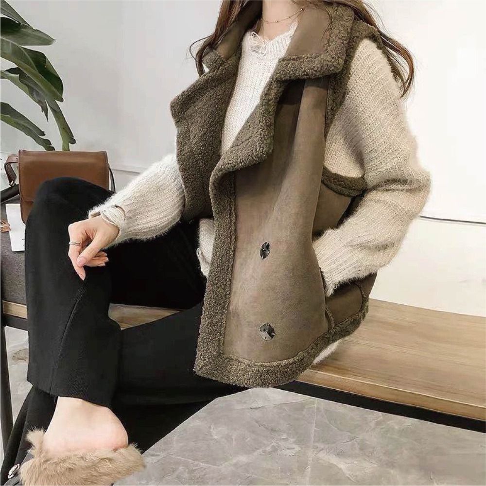 【限時購】【海麗娜】翻領羊羔毛背心 無袖背心 馬甲 麂皮絨仿皮革西裝領素色韓版寬鬆顯瘦休閒百搭開衫衣【A2110】-細節圖4