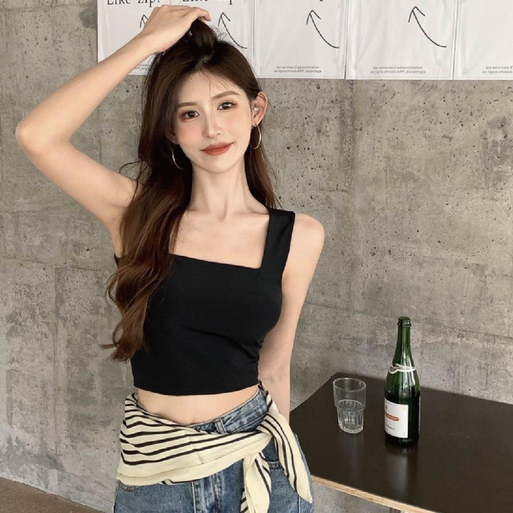 【Helena】冰絲方領背心 寬肩吊帶背心 胸墊運動外穿夏季內搭衣 露臍短款打底上衣 背心 上衣女【A172】-細節圖4