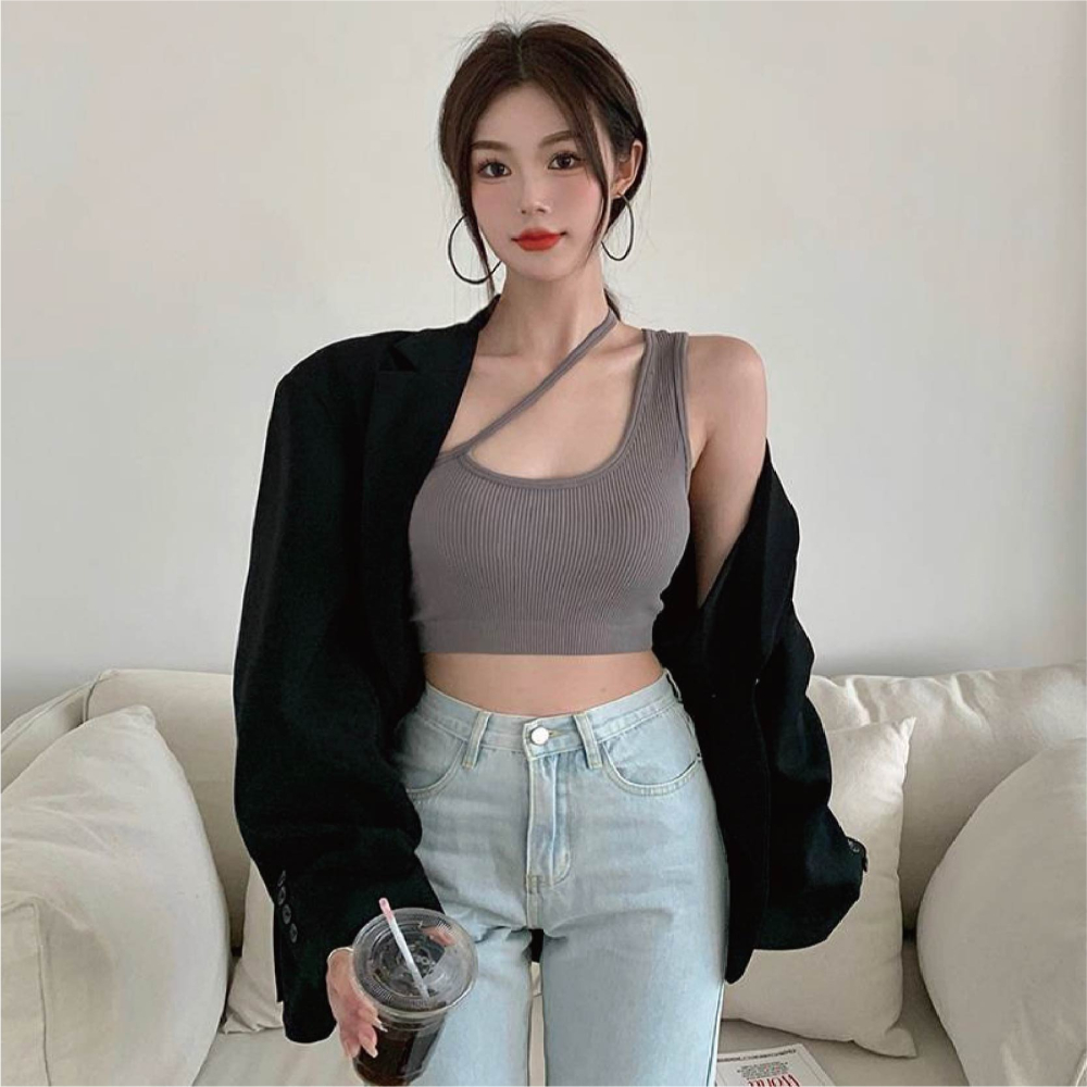 【Helena】韓版美背吊帶打底背心 帶胸墊 上衣 單肩背心 斜肩甜美V領抹胸內搭打底背心 背心女【B141】-細節圖5