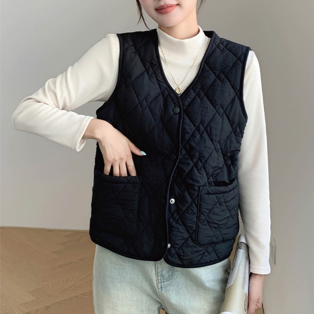 【Helena】菱格羽絨棉馬甲 保暖背心 無袖上衣 V領有口袋休閒外搭背心 棉服 背心女 女裝【A2218】-細節圖4