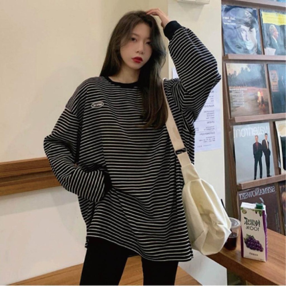 【海麗娜】韓版條紋寬鬆長袖上衣 大學T 薄款衛衣  長袖t恤 男友風顯瘦圓領打底衫 上衣女 秋冬【A2197】-細節圖6