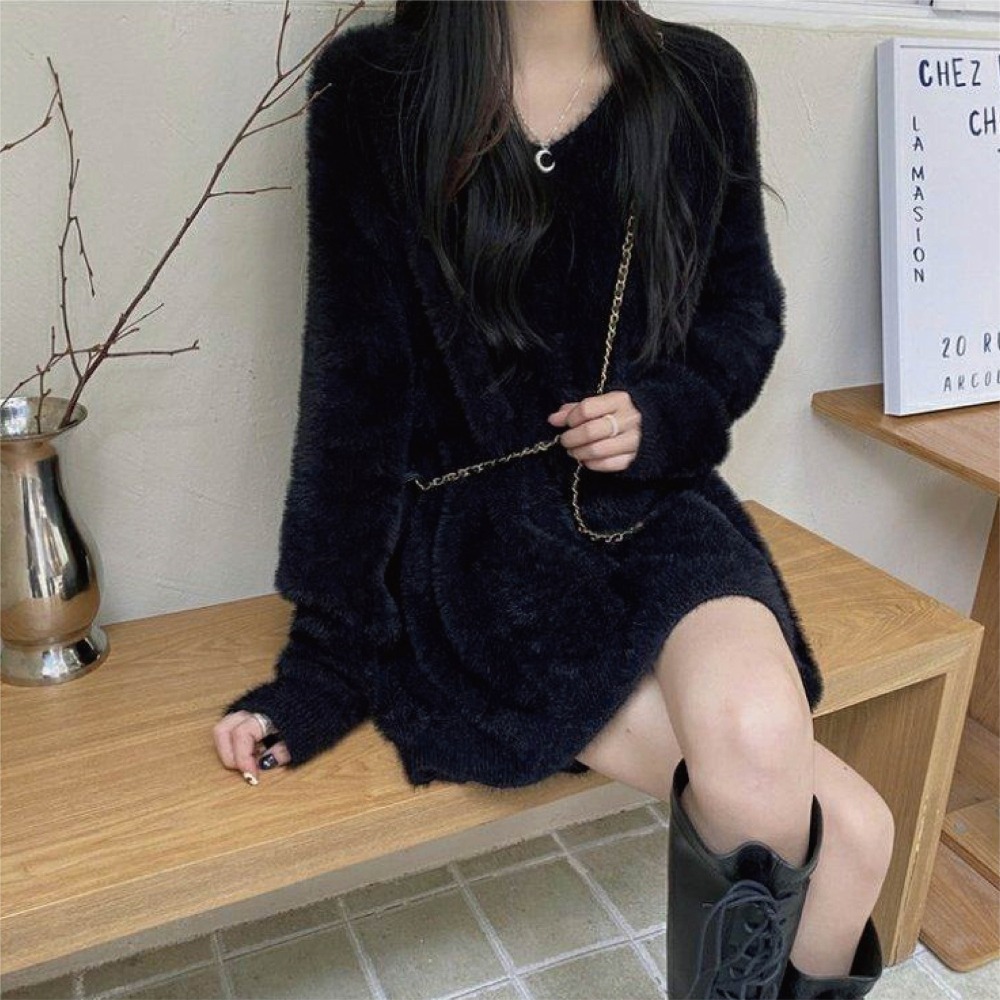 【海麗娜】V領仿貂絨軟糯針織上衣 毛衣 長袖上衣 純色慵懶風韓版寬鬆顯瘦下半身失蹤針織衫 上衣女【A279】-細節圖4