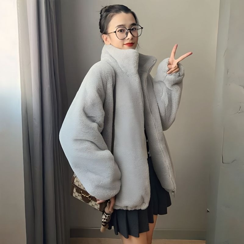 【海麗娜】仿兔毛立領毛毛外套 保暖長袖皮草大衣 韓版拉鏈冬季落肩寬鬆慵懶風口袋翻領 中長款上衣 女裝【A2292】-細節圖6