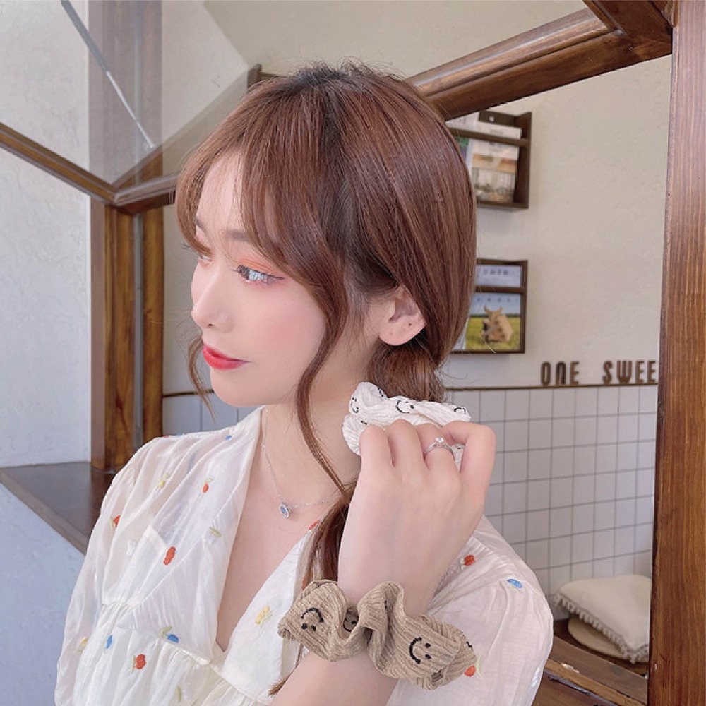 【門市激勵案】【海麗娜】韓版微笑髮圈 五組賣場大腸圈 頭飾 髮飾 ins風 笑臉髮圈【D34】-細節圖8