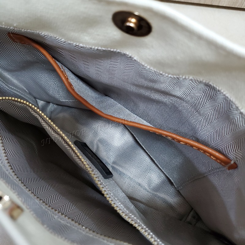 【NIUI SHOP】迪士尼斜肩包 帆布包 水桶包 米奇【正版授權】單肩包 媽媽包 女包 生日禮物 聖誕節禮物 A1-細節圖2