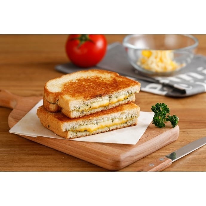熱樂煎爆漿乳酪三明治(羅勒奶油乳酪)蛋奶素 (一張訂單只能寄10片!超過請拆單)-細節圖2