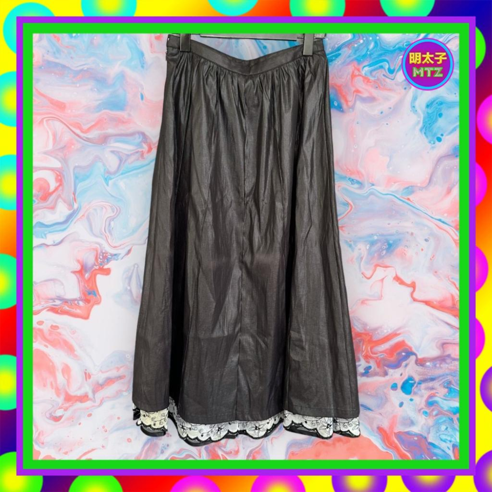 二手 BIANCO 黑色 珠光感 抓褶 A字型 蕾絲網眼下擺 高腰 28 長裙 F1218 【明太子 古著應召站】-細節圖4