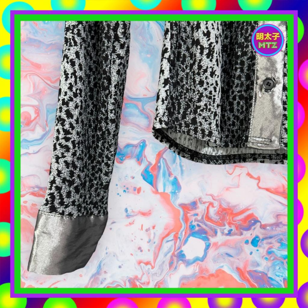 二手 灰黑 豹紋 細壓褶 彈性 長袖 襯衫 F1117 【明太子 古著應召站】-細節圖3