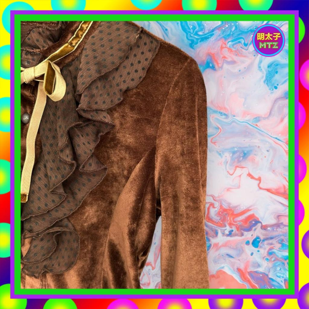 二手 咖啡色 絨面 綁帶 荷葉領 側邊抓褶 彈性 長袖 襯衫 F1116 【明太子 古著應召站】-細節圖2