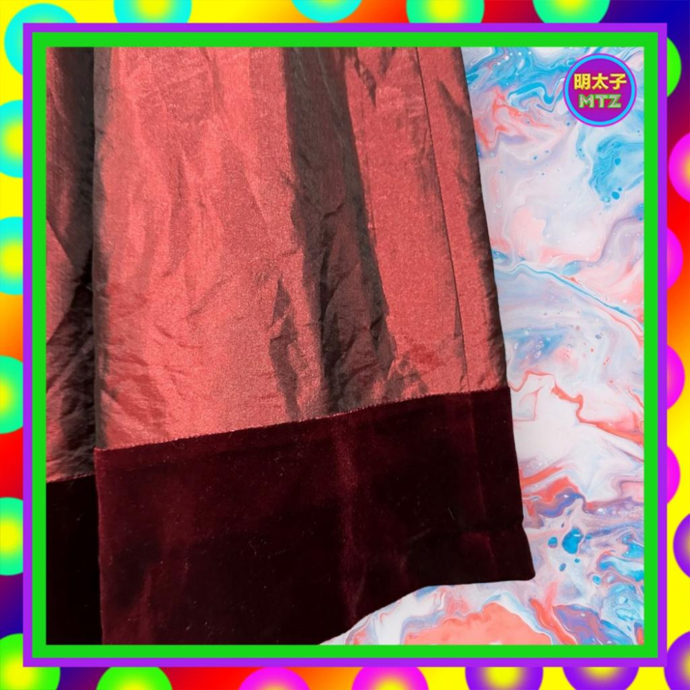 二手 BIANCO 酒紅色 風衣材質 壓褶 拼接 絨布 傘狀 高腰 24 短裙 F1019 【明太子 古著應召站】-細節圖3