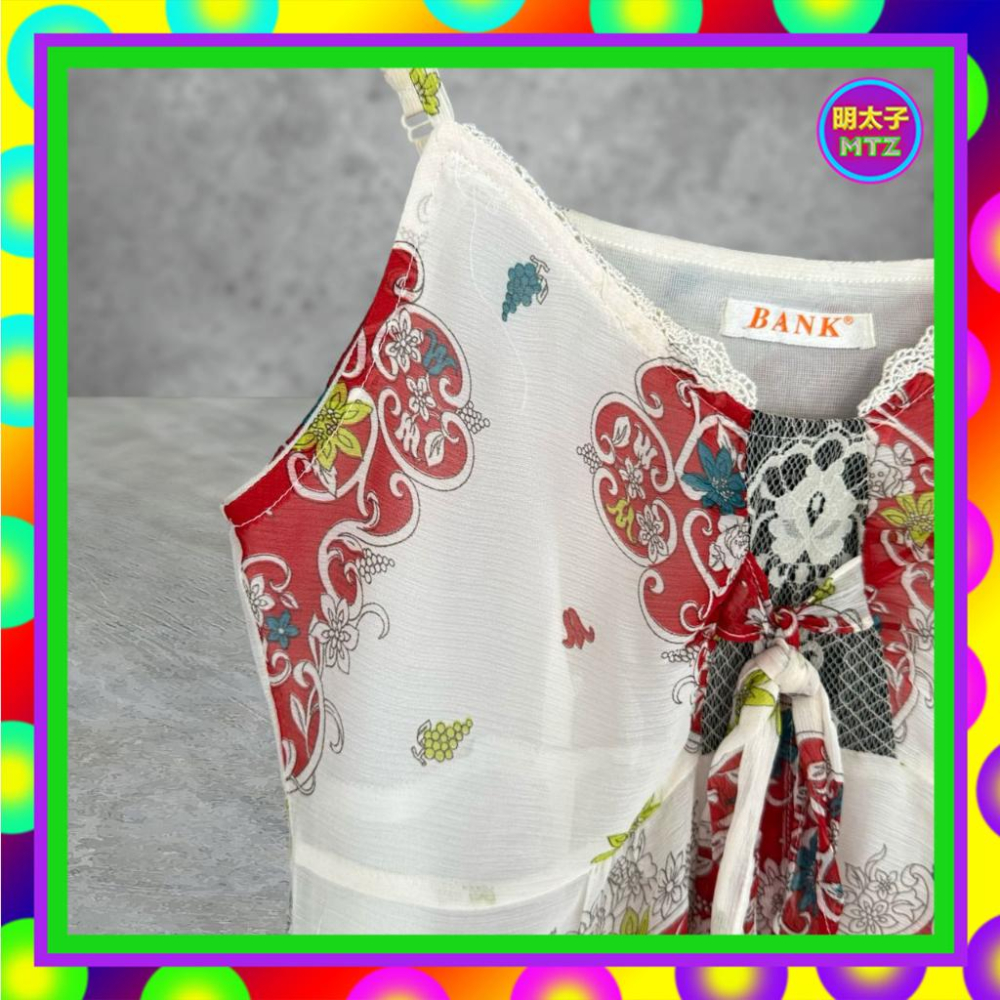 二手 BANK 米白紅配色 薄紗飄逸 彩色印花 拼接 蕾絲 抓奶皺 傘狀 側拉鍊 背心 F713 【明太子 古著應召站】-細節圖2