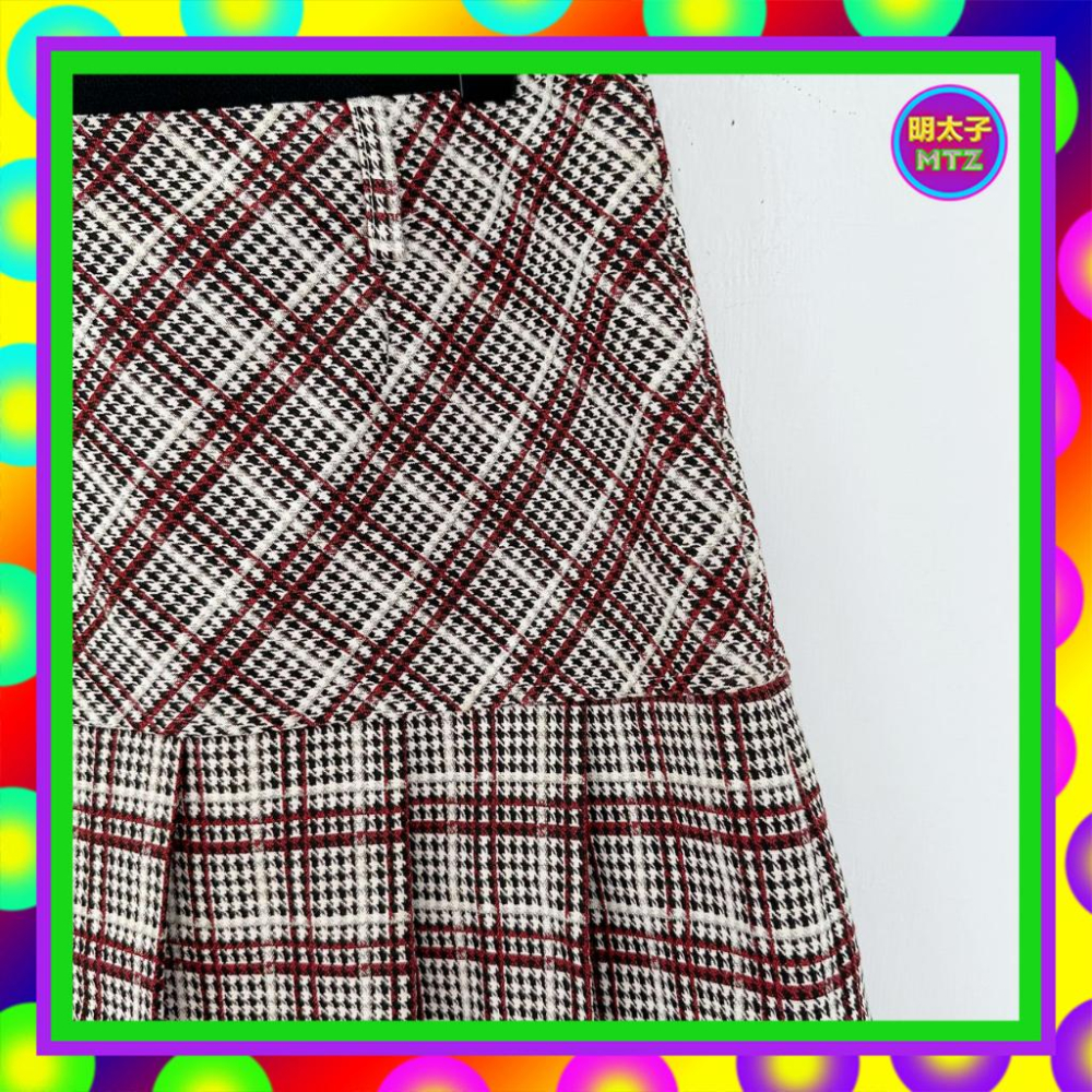 二手 COSSE 黑白紅配色 格紋 略硬挺 拼接 壓褶 迷你 低腰 30 短裙 F209 【明太子 古著應召站】-細節圖2