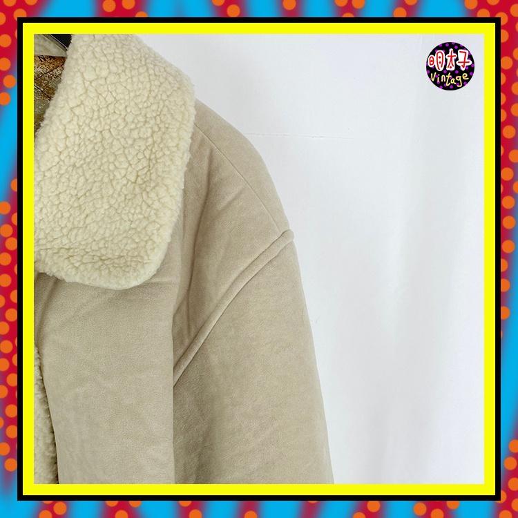 二手 米棕色 細絨面 鋪棉 略厚挺 口袋 拼接 寬版 外套 大衣 ME23 【明太子 古著應召站】-細節圖2