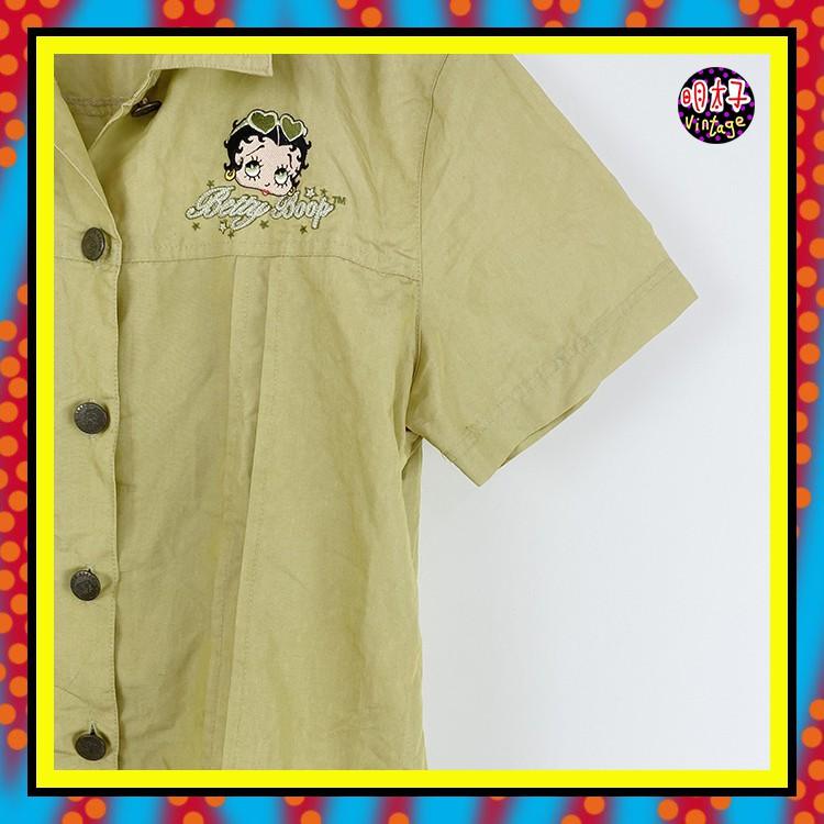 二手 BETTY 刺繡 印花 卡其 短袖 襯衫 D820 【明太子 古著應召站】-細節圖2