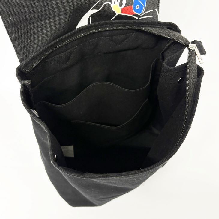 養樂多燕子 掀蓋後背包（兩色）-細節圖3