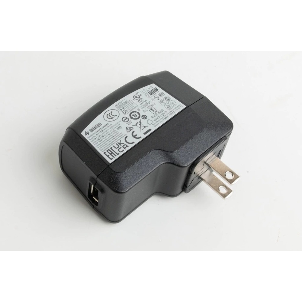 [比蝦皮便宜] APD亞源科技 5V 2A USB 充電器 高品質 足功率 10W L型充電器 90度充電器-細節圖5