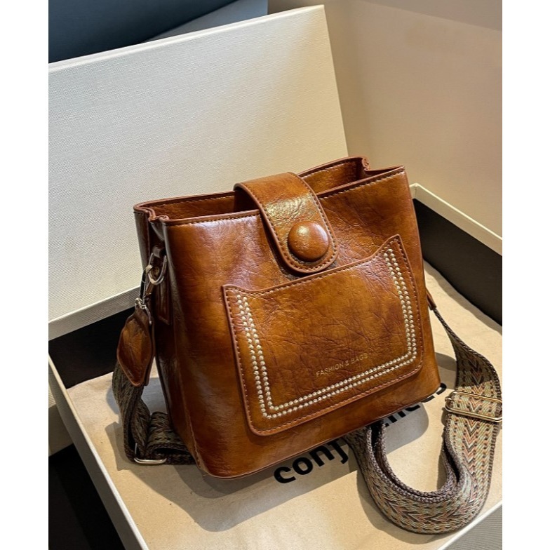 CAMINI-秋冬時尚百搭復古風斜背包-規格圖11