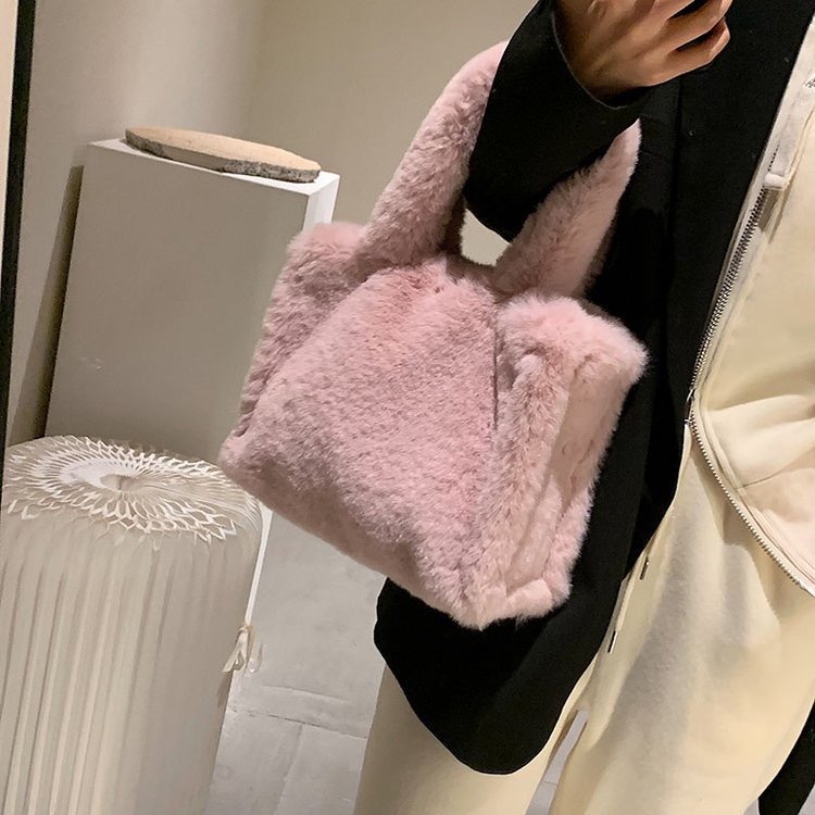 𝗥𝗼𝗹𝗹𝘆𝘇｜毛絨絨手提托特包（5色）-細節圖6