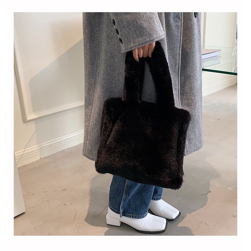 𝗥𝗼𝗹𝗹𝘆𝘇｜毛絨絨手提托特包（5色）-細節圖9