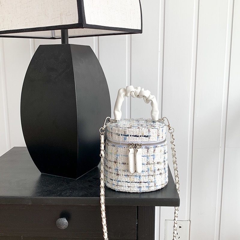 𝗥𝗼𝗹𝗹𝘆𝘇｜小香風鏈條水桶包（3色）-細節圖5